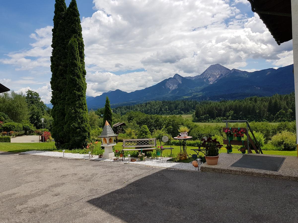 Ferienwohnungen Pirker Drobollach am Faakersee Exterior foto